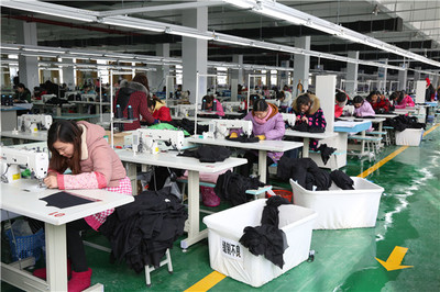 淮滨蝉联信阳市产业集聚区观摩评比“六连冠” 一件“衣服”背后的高质量发展密码